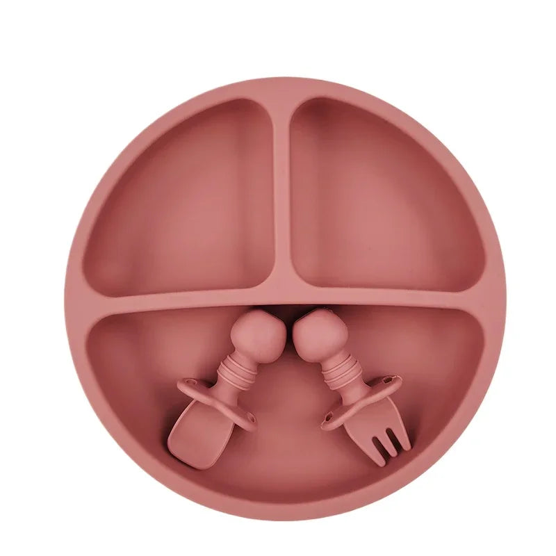 Set de Alimentación Silicona Antiderrames Nube™ – Plato Ventosa + Cubiertos Ergonómicos