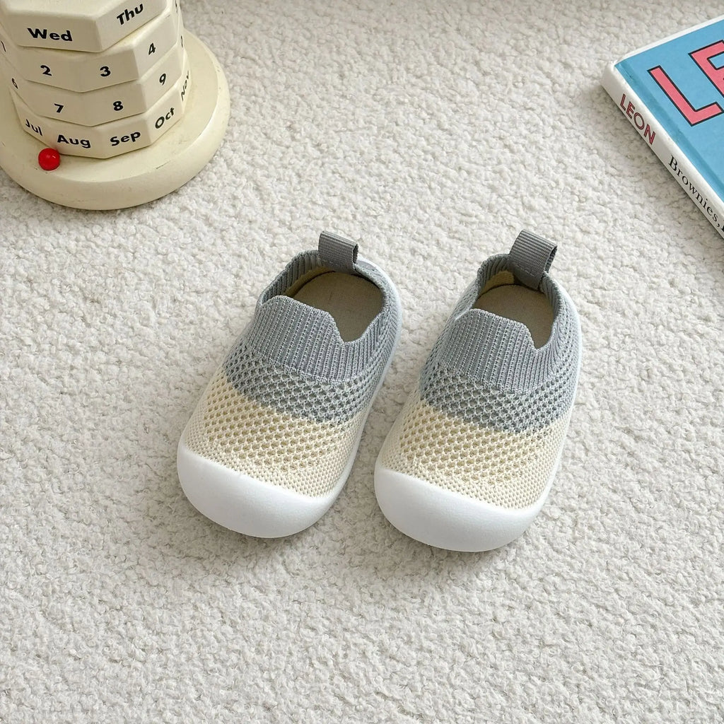 Zapatitos Ergonómicos Primeros Pasos Nube™ - Slip on y Suela Antideslizante